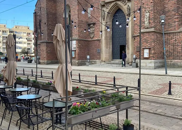 Oomph Old Town * Wrocław