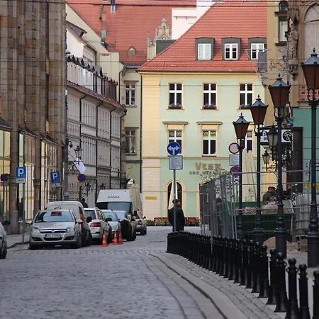 Oomph Old Town Breslavia